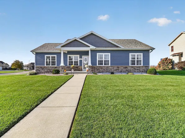 424 Rimrock Rd, Janesville, WI 53548