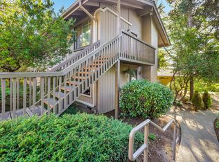 7516 SW Barnes Rd UNIT C, Portland, OR 97225