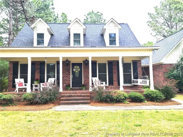 6913 Tayberry Ct, Fayetteville, NC 28306