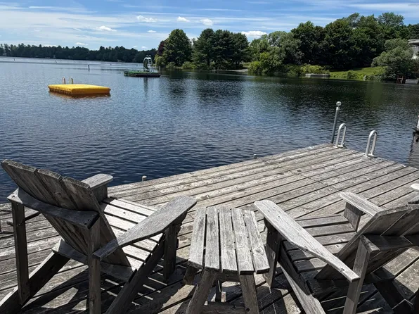 32 Belgrade Rd, Oakland, ME