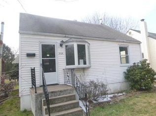 3105 Newportville Rd, Bristol, PA 19007