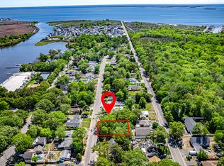 12 Central Ave, Waretown, NJ 08758