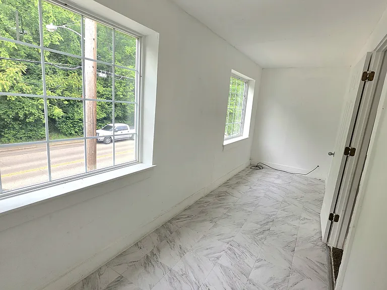 81 Main St #2 — Photo 6