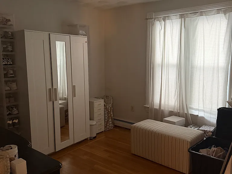 70 Lyon St #2 — Photo 8