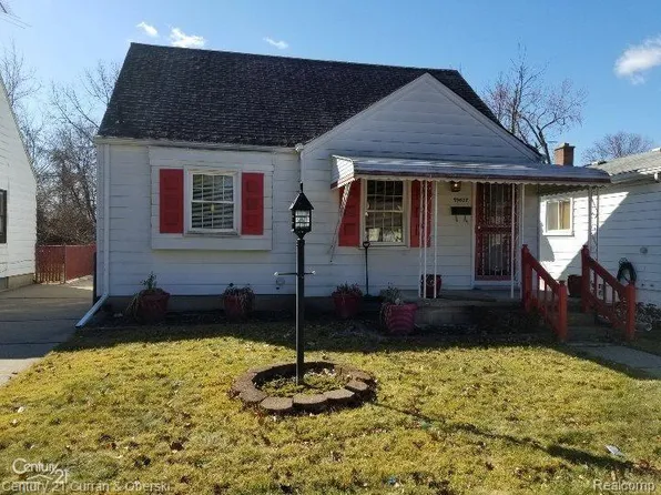 19637 Lyndon St, Detroit, MI 48223