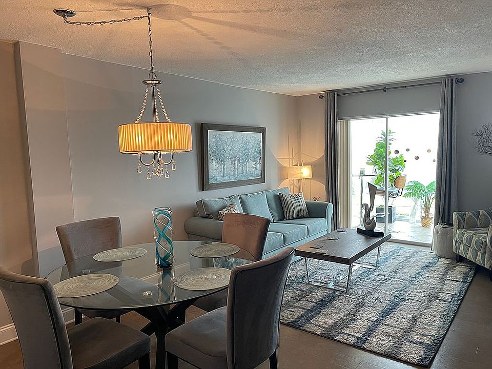 Open concept, furnished Unit
