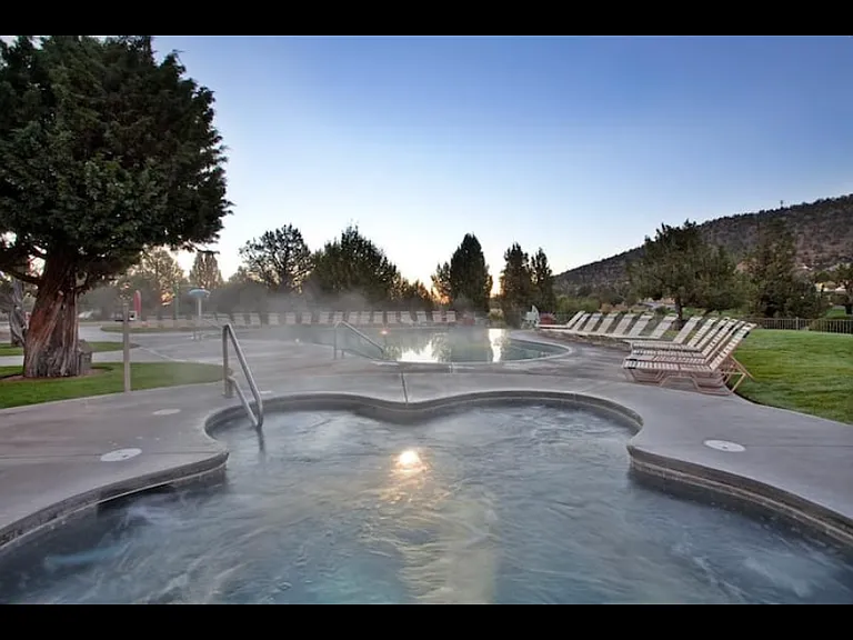 1803 Prairie Falcon Dr — Photo 44
