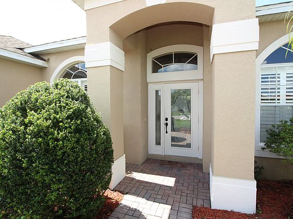 3rd image of 18038 Thornhill Grand Cir