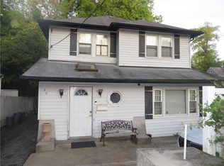32 N Perkins Ave, Elmsford, NY