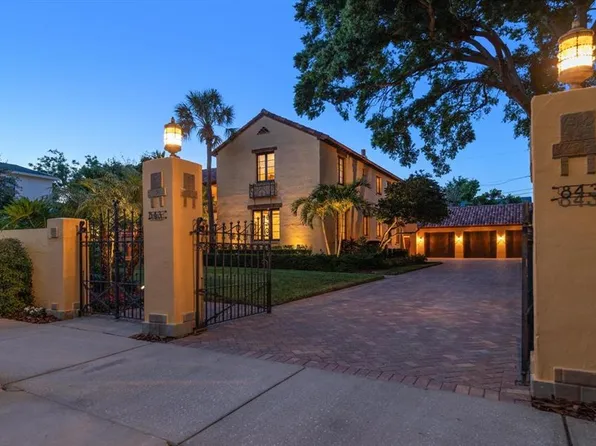 843 17th Ave N, Saint Petersburg, FL 33704