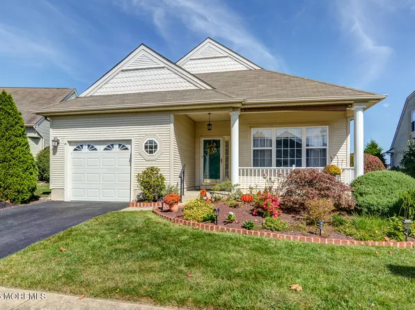 41 Tuscany Circle, Manchester, NJ 08759