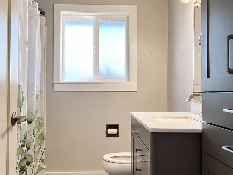441 Columbia St — Photo 22