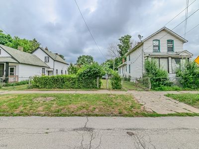 1615 E 34th St, Cleveland, OH, 44114