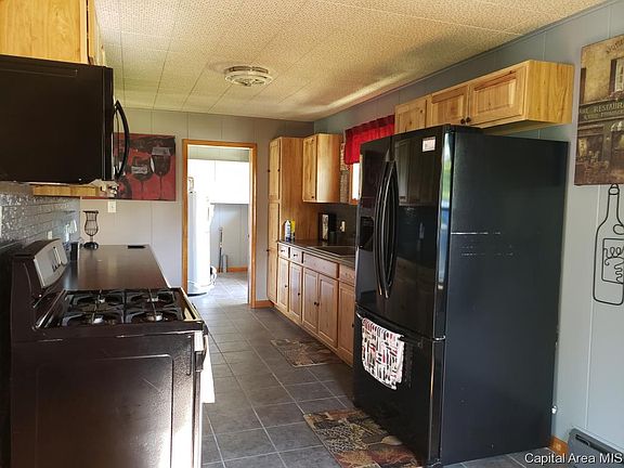 5th image of 1256 W Grove St