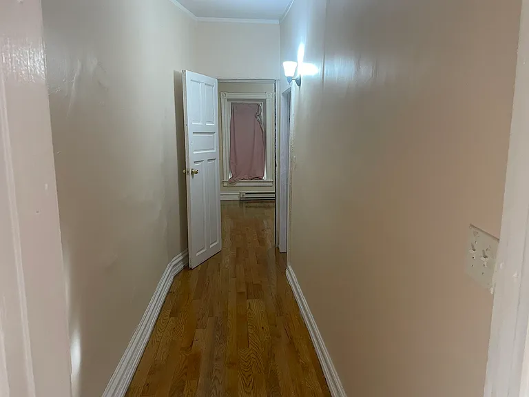 706 N 6th St #1 — Photo 16