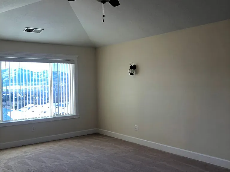 4334 Vineyard Ter — Photo 25