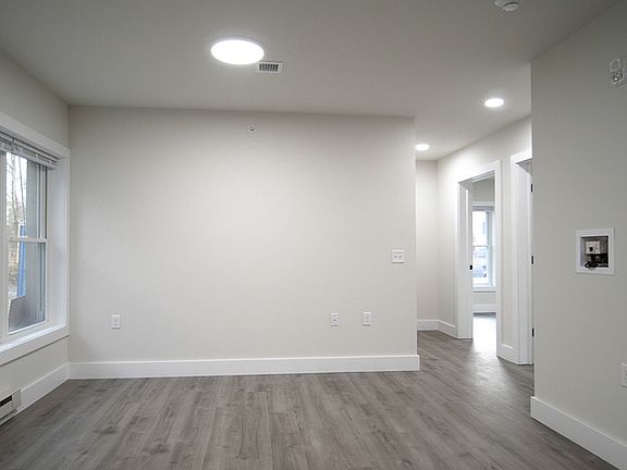 5th image of 15 Hungerford Ter Unit 5