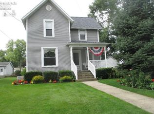 319 Gardner St, Bellevue, OH 44811