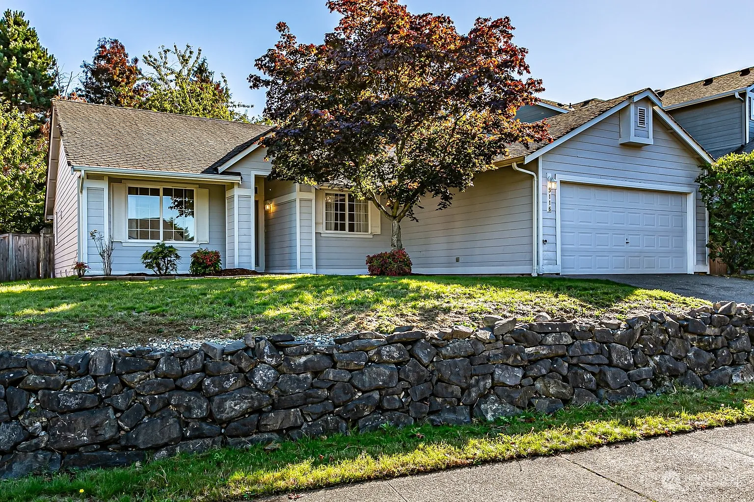 5116 Nathan Loop SE photo 1