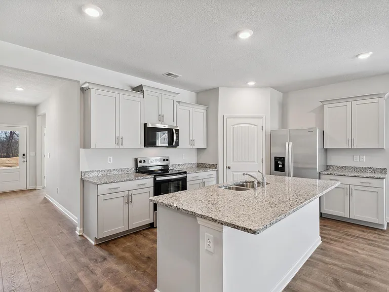 85 Kipling Dr — Photo 10