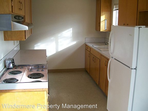 2nd image of 1626 Portland Ave