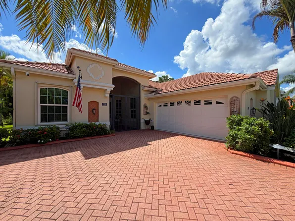 728 SW Lake Charles Circle, Port St Lucie, FL 34986