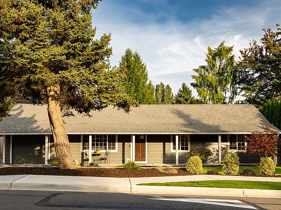 2nd image of 12422 94th Ave NE