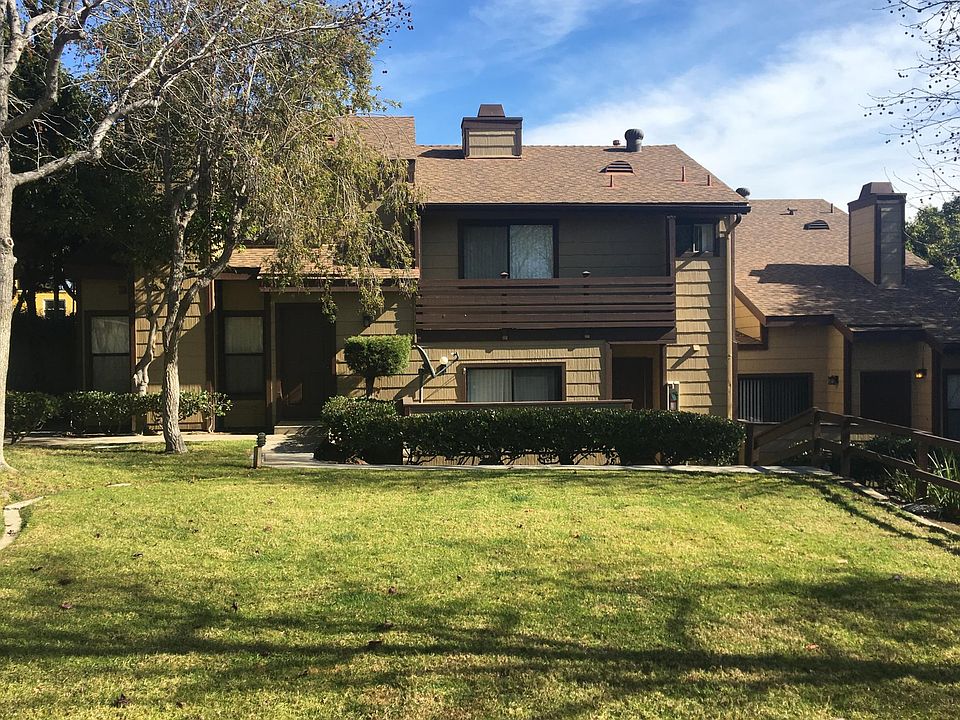 1st image of 561 Tangerine Cove Dr