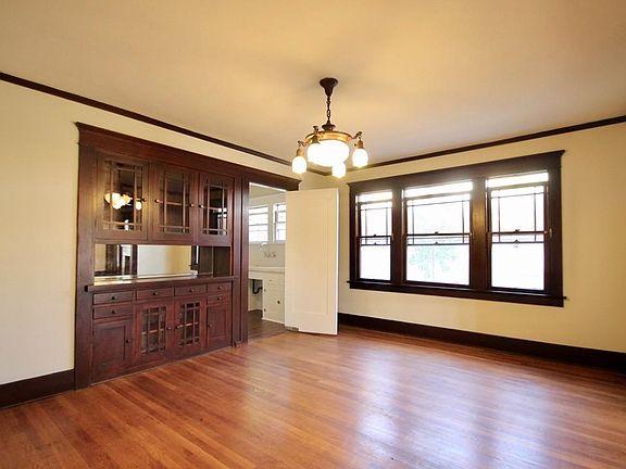 4th image of 1165 N Lake Ave #1167