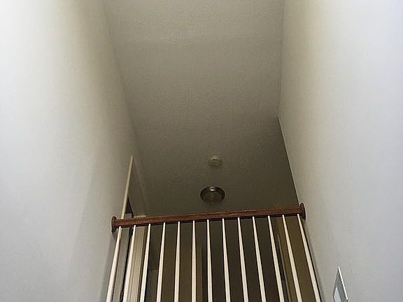 3rd image of 740 Sprucewood Dr