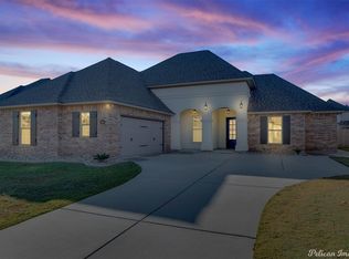 241 Danielle Dr, Benton, LA 71006