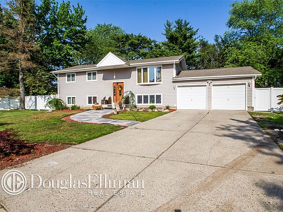 2nd image of 7 Burnside Ct
