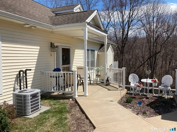 4 Park Avenue #1, Wolcott, CT 06716