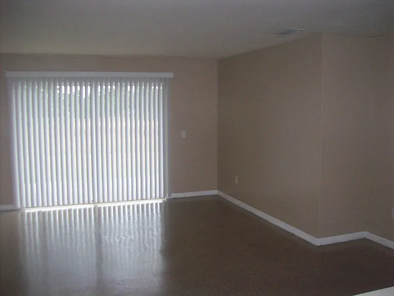 5022 26th St SW — Photo 10