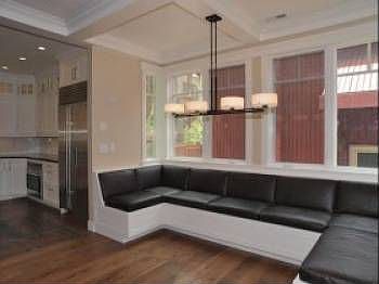 5th image of 1031 Woodside Ave