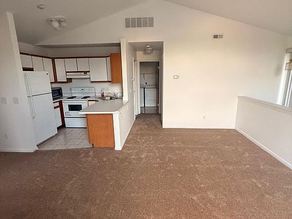 5th image of 42786 Lilley Pointe Dr