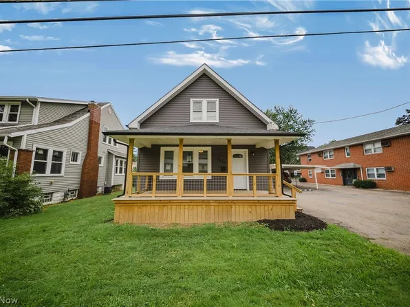 1217 Hankins Rd NE, Massillon, OH 44646
