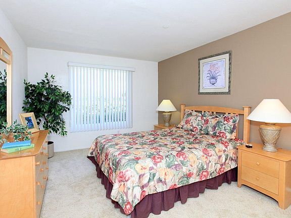 5th image of 18012 Annes Cir Unit 102