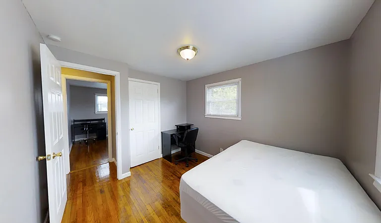 101 Lorraine Ave — Photo 7