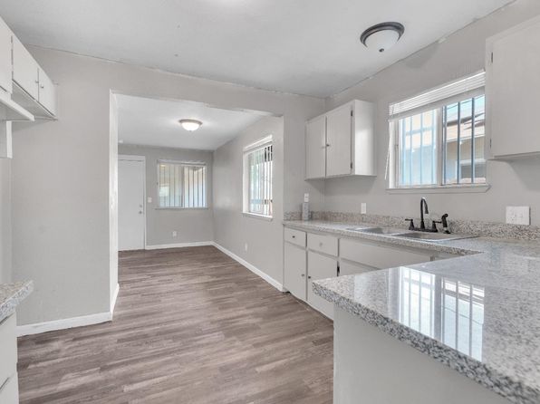 fresno-california-2059450172 picture