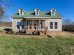 2350 Knob Creek Rd, Columbia, TN 38401