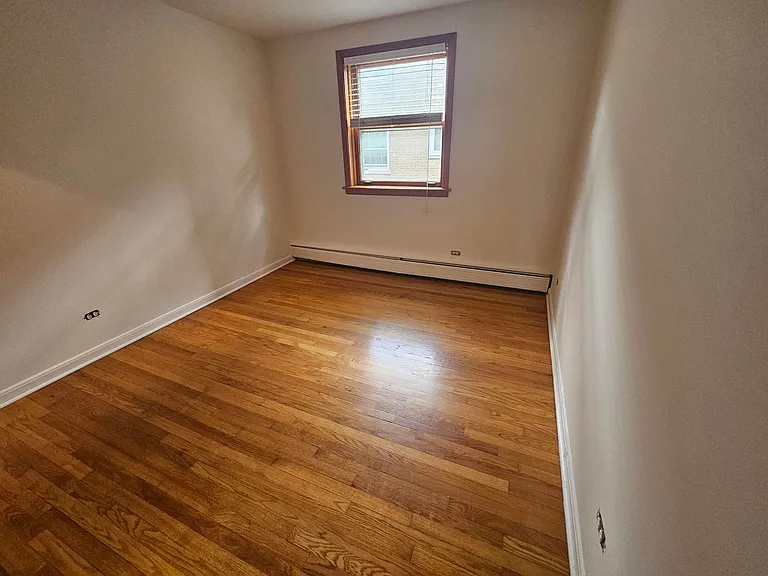 2725-27 Central St #2N — Photo 7