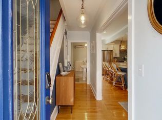 2 Coddington St #1, Newport, RI 02840
