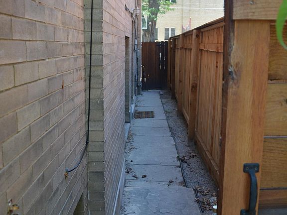 Private Entrance