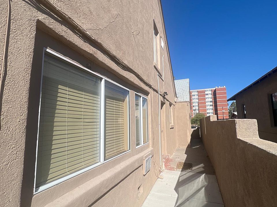 side of houselocat