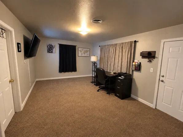 532 E Chicago St APT 2, Rapid City, SD 57701