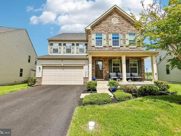 10064 Hutzell St, Ijamsville, MD 21754