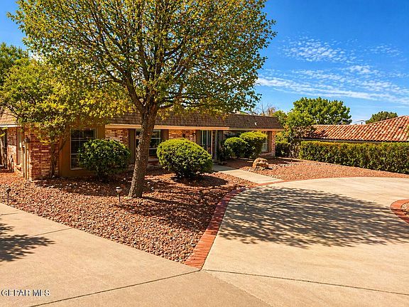 2nd image of 6028 Torrey Pines Dr