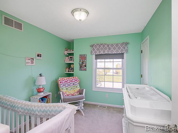 4th image of 10931 Jordan Ct