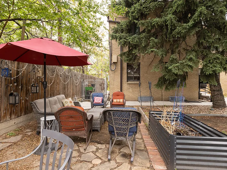 1481 Ash St #4 — Photo 29